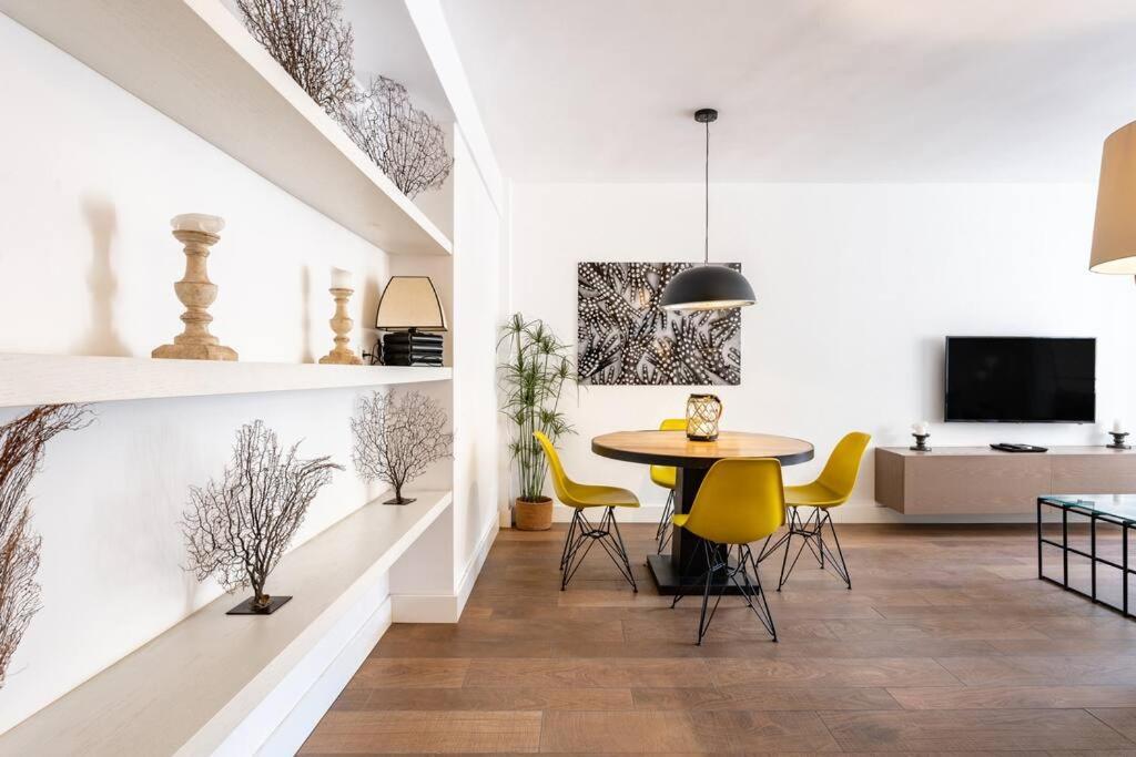 Super Central Malaga Flat With Terrace And Free Parking Zewnętrze zdjęcie